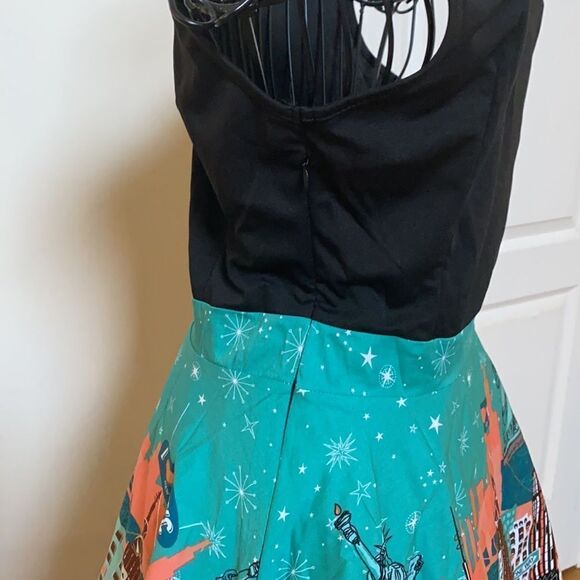 ✨New York Print A line Dress 👗 ✨ - Picture 7 of 12